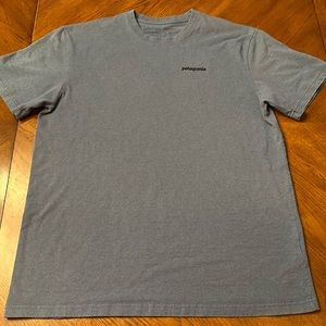 Patagonia men’s large T-shirt